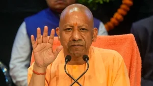 सीएम योगी के आदेश पर यूपी के सभी 75 जिलों में एक साथ चला अभियान