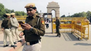 भारत-PAK तनाव के बीच दिल्ली की सुरक्षा को लेकर एक्शन में CM रेखा