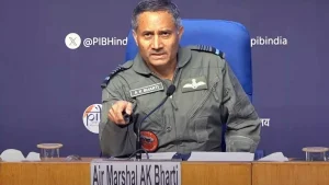 ऑपरेशन सिंदूर में कितने पाकिस्तानी विमान हुए ढेर, राफेल पर क्या आया एयर मार्शल का रिएक्शन?