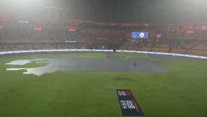 बारिश ने केकेआर को प्लेऑफ की रेस से बाहर किया, आरसीबी के खिलाफ मैच में टॉस भी नहीं हो सका
