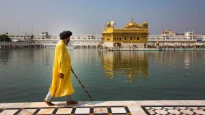 पाकिस्तानी सेना ने अमृतसर के ‘स्वर्ण मंदिर’ पर दागे थे ड्रोन और मिसाइल, भारतीय सेना का बड़ा खुलासा