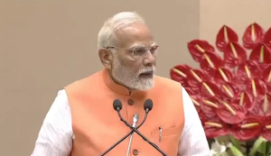 “श्री नारायण गुरुदेव और महात्मा गांधी के बीच बातचीत ने हमारे स्वतंत्रता आंदोलन को नई दिशा दिखाई”: पीएम मोदी