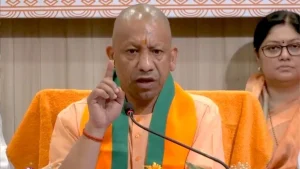 सीएम योगी बोले- ‘कोई सार्वजनिक संपत्ति को नुकसान पहुंचाता दिखे तो वीडियो बनाएं, सरकार सबक सिखाएगी’