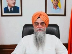 धामी को किसी खास पार्टी के नेता की तरह व्यवहार नहीं करना चाहिए: संधवां