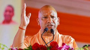 Fake news फैलाने वालों की खैर नहीं! योगी सरकार ने कसी नकेल, जेल होगी तैयार