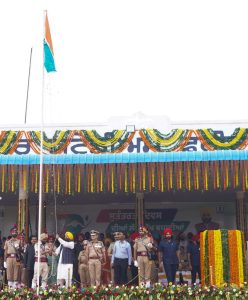 फरीदकोट में 79वें स्वतंत्रता दिवस पर हुई भव्य समारोह की आयोजन, मुख्यमंत्री भगवंत मान ने तिरंगा लहराकर दी श्रद्धांजलि
