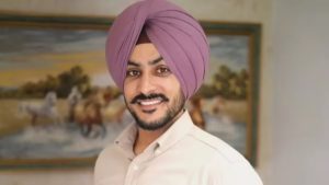 पंजाबी सिंगर राजवीर जवंदा को बेटे ने दी मुखाग्नि:फेवरेट लाल पगड़ी में अंतिम विदाई