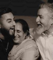 पंजाबी गायक खान साब के पिता का निधन:परिवार पर टूटा एक और दुख का पहाड़