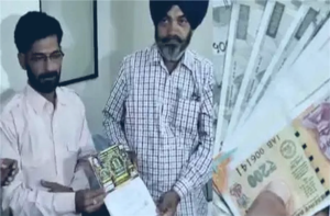 11 करोड़ की लॉटरी जीतकर सब्जीवाले ने जीता लोगों का दिल, किया ऐसा ऐलान कि हर कोई बोला — “सलाम!”