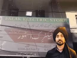 पटियाला में दिलजीत दोसांझ की शूटिंग के दौरान हंगामा, दुकानदारों के विरोध के बाद भारी पुलिस बल तैनात