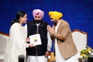 CM Bhagwant Mann: युवाओं को बड़ा तोहफा, 606 उम्मीदवारों को बांटे नियुक्ति पत्र; 61,281 सरकारी नौकरियां अब तक दी गईं