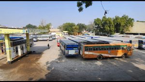 सरकारी बस यात्रियों के लिए मुश्किलें बढ़ीं: PRTC–PUNBUS कर्मचारियों की हड़ताल, आधार कार्ड वाली बसें बंद