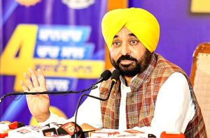 Punjab Politics: CM भगवंत मान का BJP पर हमला, बोले– BJP सरकार बनी तो धर्म की लड़ाई होगी