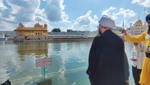 Sri Darbar Sahib पहुंचे ईरानी प्रतिनिधिमंडल, अमेरिका को दी चेतावनी, 10 दिन का अल्टीमेटम