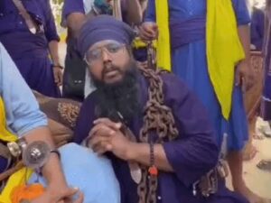 Nihang Jasdeep Singh Viral Post: इंसाफ न मिलने पर जसदीप सिंह ने दी बड़ा कदम उठाने की चेतावनी