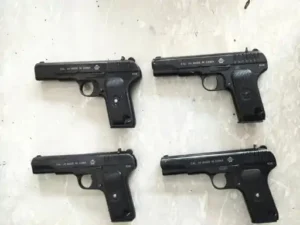 Amritsar News: अमृतसर देहात में 4 पिस्टल और मैगजीन बरामद, पाकिस्तान से ड्रोन डिलीवरी का शक; सप्लाई नेटवर्क की जांच
