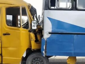 Mansa School Bus Accident: बच्चों से भरी स्कूल बस PRTC से टकराई, 13 छात्र घायल; ड्राइवर की दोनों टांगें टूटीं
