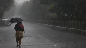Punjab Weather: लुधियाना-अमृतसर और जालंधर में बारिश, चंडीगढ़ में छाए बादल; 4 जिलों में आज अलर्ट