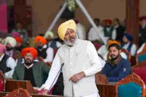 पंजाब विधानसभा में हंगामा, कांग्रेस की नारेबाजी पर हरपाल चीमा का पलटवार