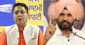 अमन अरोड़ा का कांग्रेस पर हमला, मुफ्त बिजली और 10 लाख के हेल्थ कवर पर मांगा जवाब