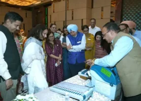 चुनाव आयोग का आदेश: पंजाब में गृह जिलों से हटेंगे अधिकारी, 3 साल से तैनात अफसरों का होगा ट्रांसफर